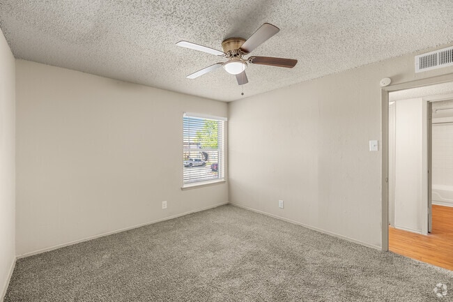 2BR, 1BA - 974SF - Primary Bedroom - Cleburne Plaza