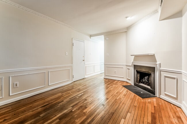 Photo - 4515 MacArthur Blvd NW