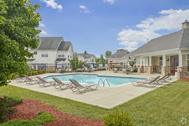 Building Photo - Preston Pointe at Brownstown Rental