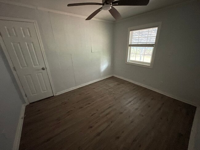 Photo - 1722 Dixie Dr