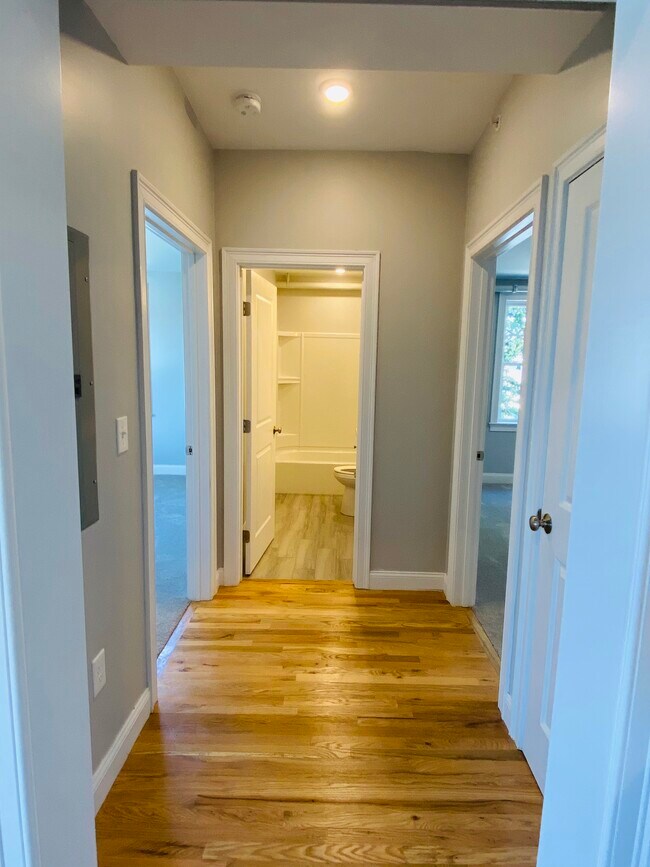 20 Locust St Apartments For Rent in Danvers, MA