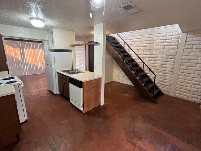 Photo - 704 Truman St NE Townhome