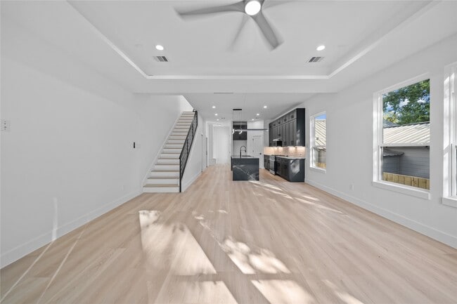 Photo - 4321 Rogers St