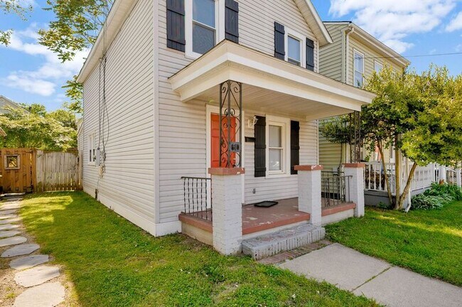 Photo - 610 Shepherd St