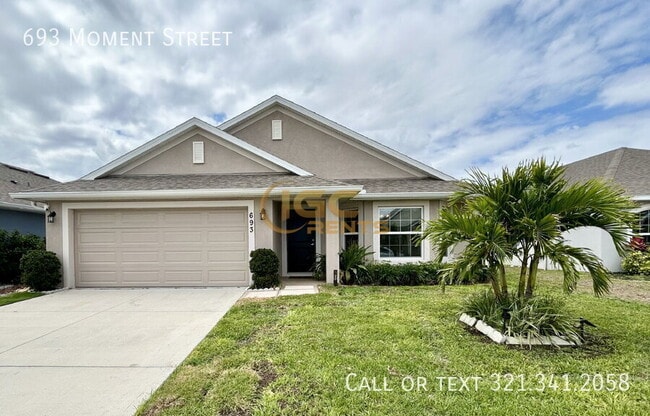 Building Photo - 693 Moment St