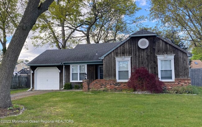 Building Photo - 120 Oak Hill Dr Rental