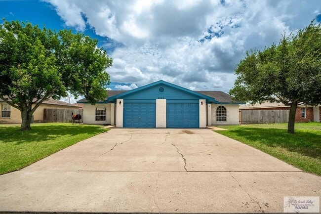 Photo - 1307 Lily Ln Casa