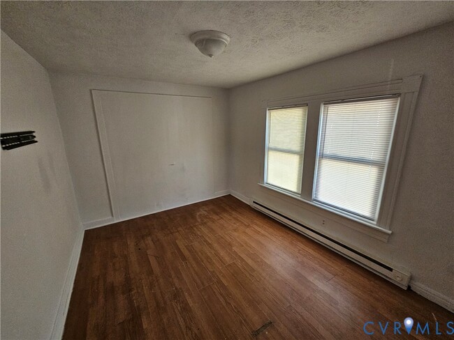 Photo - 1601 Byron St