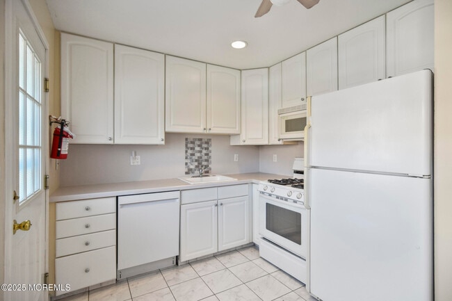 Photo - 12 Laurel Pl