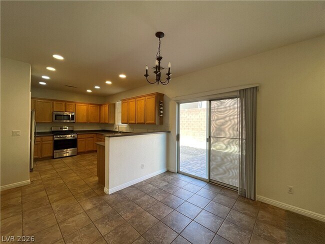Photo - 10155 Tait St