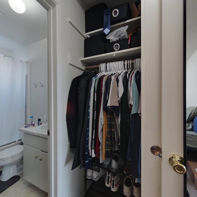 Photo - 2525 Benvenue Ave