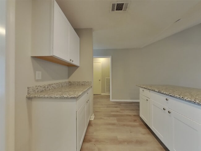 Photo - 3434 Deer Valley Dr