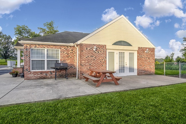 Photo - Yellowbud Place