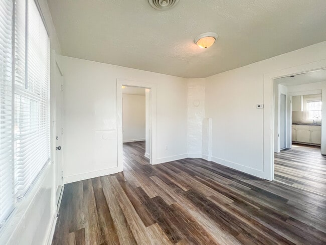 Photo - 2300 Raleigh St