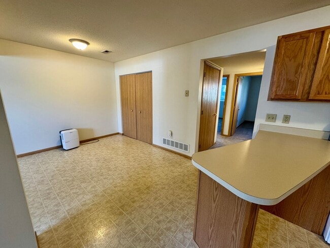 Lakeland Villa Apartments
