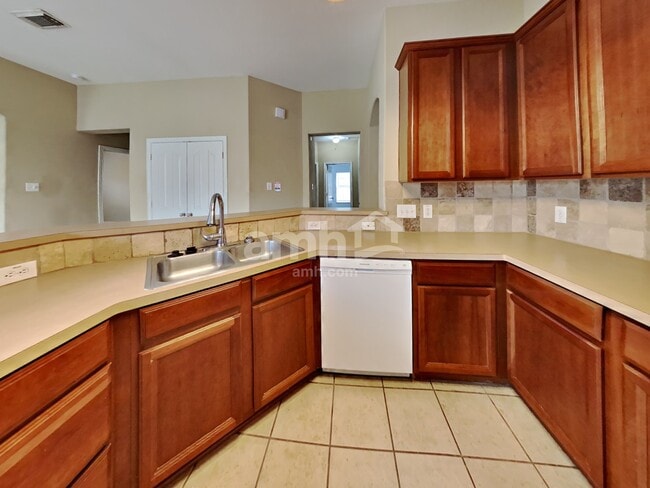 Photo - 2918 Meridian Bay Ln