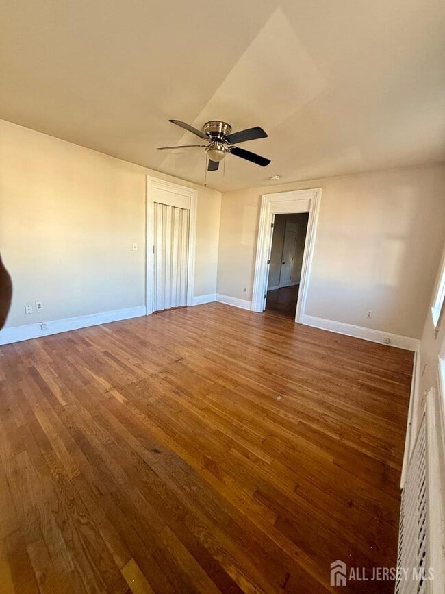 187 Main St Unit 1 E