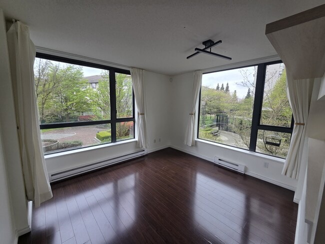 Photo - 3588 Crowley Dr