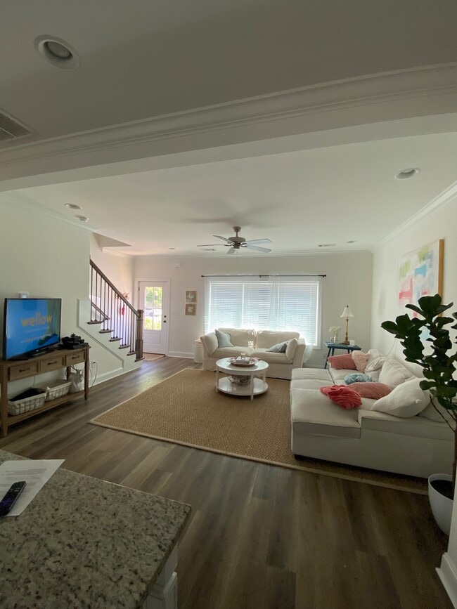Glenn Hill Condominiums
