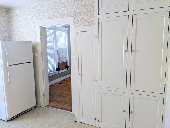 Photo - 217 SW 3rd St