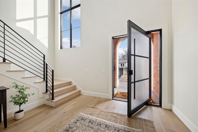 Photo - 1129 NW 42nd St