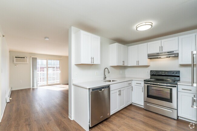 Building Photo - Carlton Oaks Rental