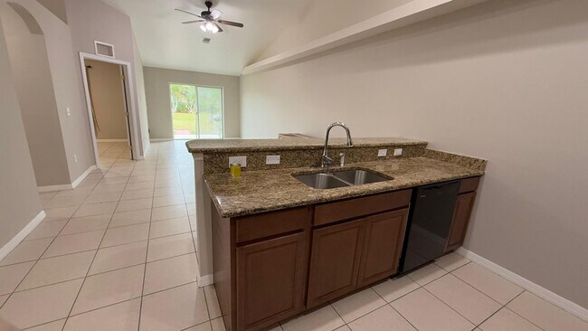 Photo - 1619-1621 SW 33rd St- Duplex Unit 1621