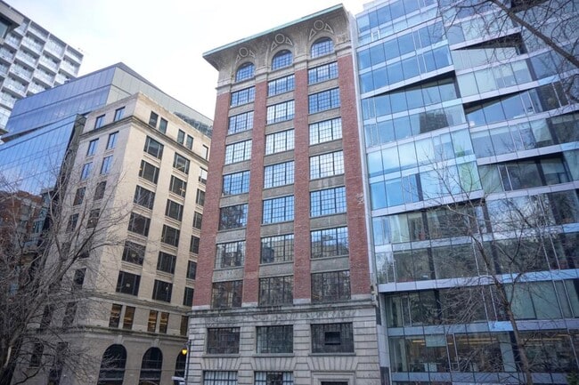 Photo - 454 Rue De la Gauchetière O