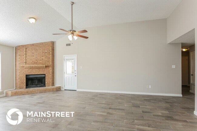 Photo - 316 Kalmia Dr