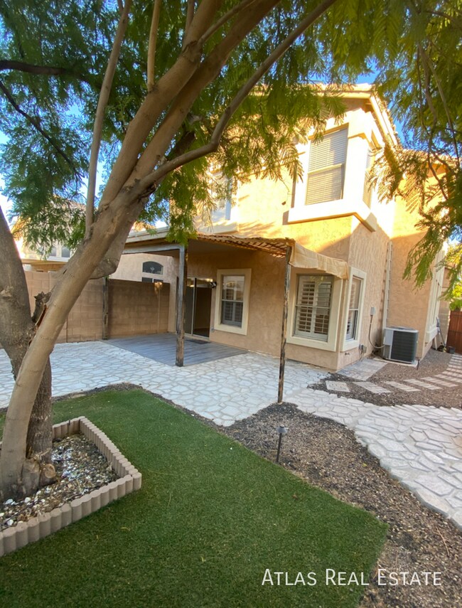 Photo - 2040 N 106th Ave