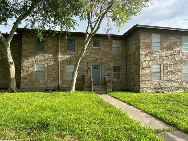 Building Photo - 829 Indiana Ave Rental