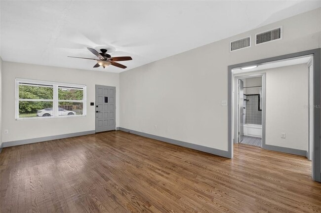 Photo - 1317 Cloverlawn Ave