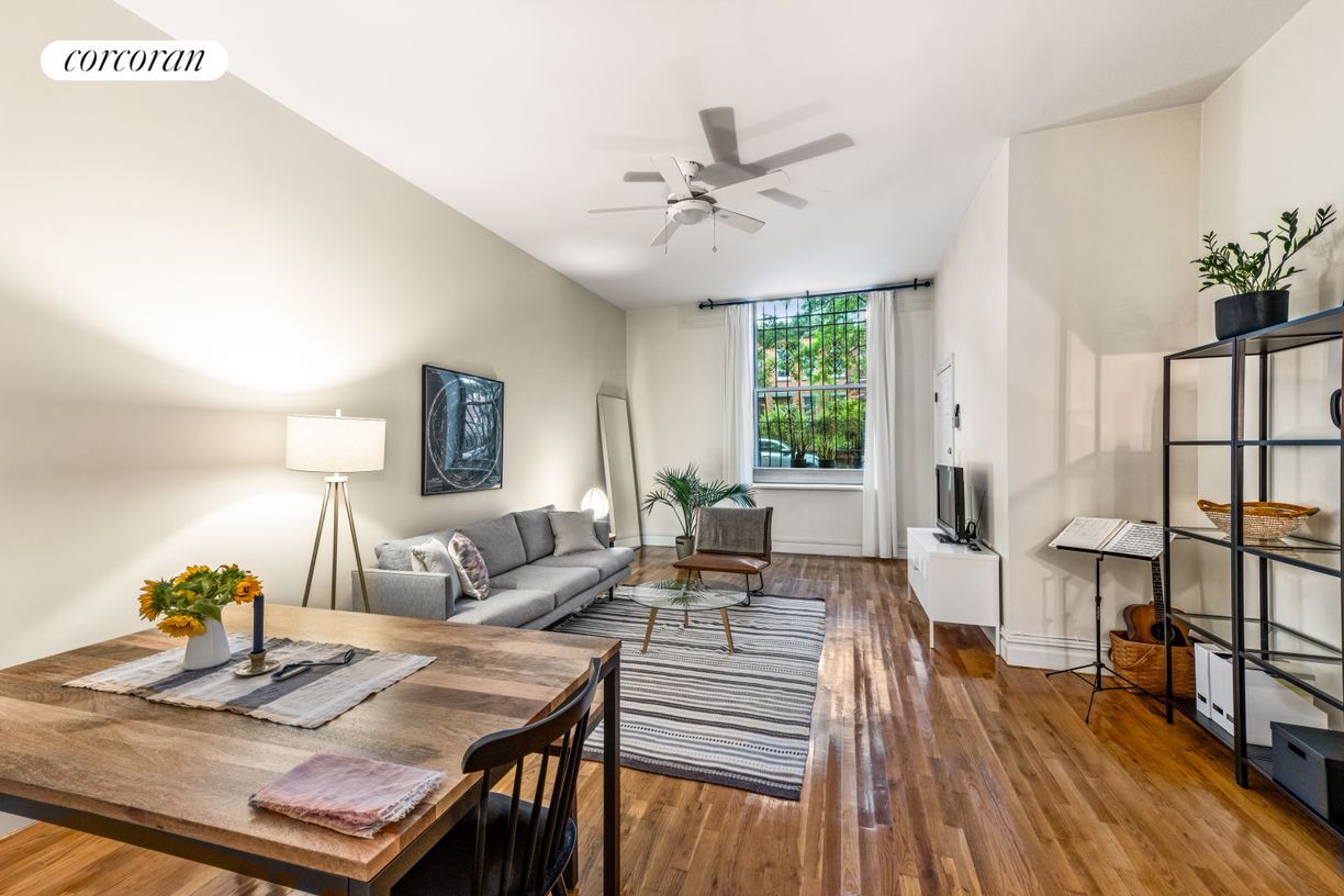 Photo - 417 13th St Apartment