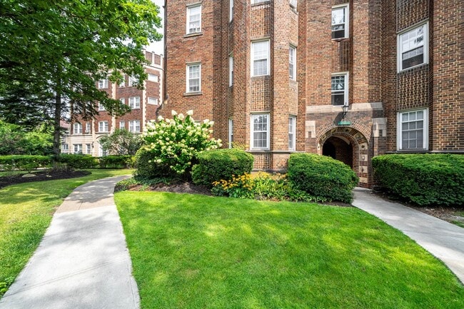 Lewis Manor Apartments