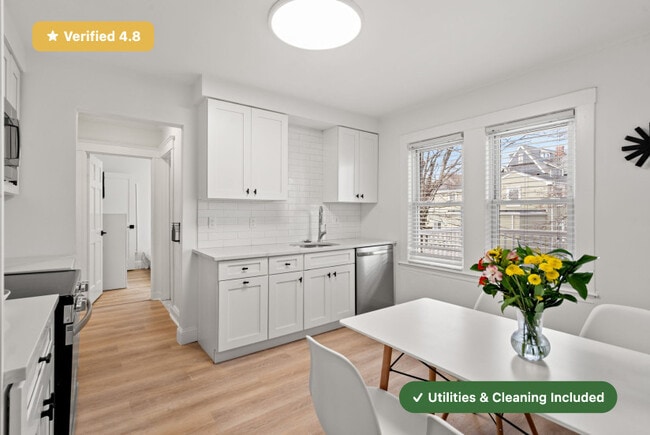 New RoostUp Furnished Private Bedroom with Private Bath near Savin Hill, Dorchester!