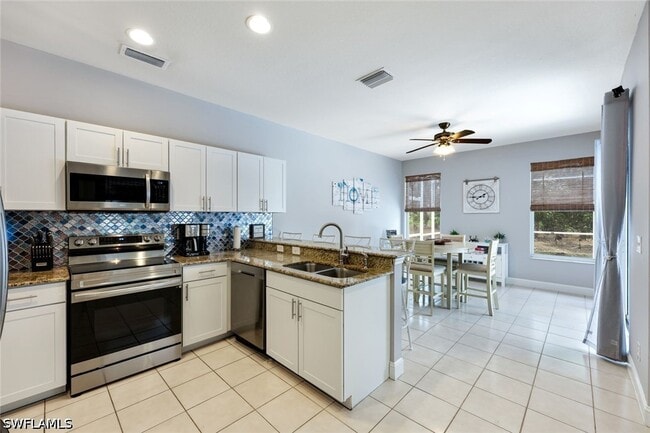 Photo - 697 Crossfield Cir