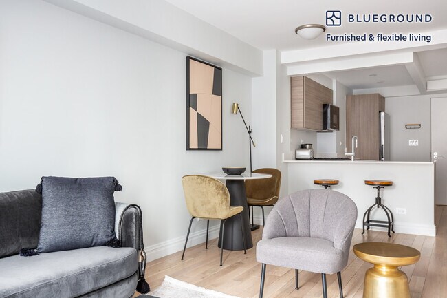 Photo - 340 E 51st St Unidad SI FL10-ID710