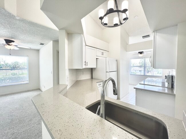 Photo - 113 Wading Bird Cir Unit 206
