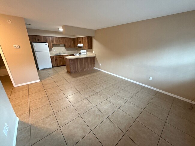 2555 E Marco Ct Unit 13