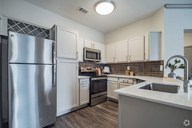 Building Photo - Creekside at Legacy Rental