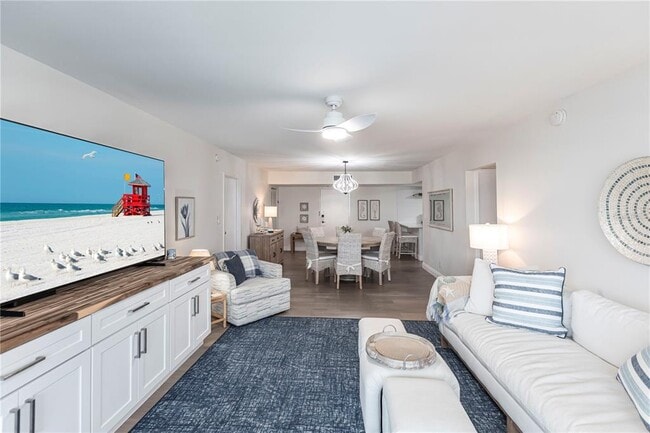 Photo - 1055 W Peppertree Dr Unit 106AA