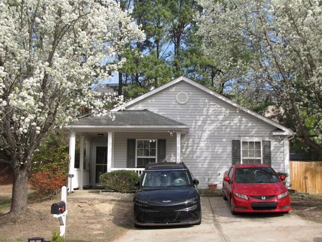 Building Photo - 8 Evanwald Ct