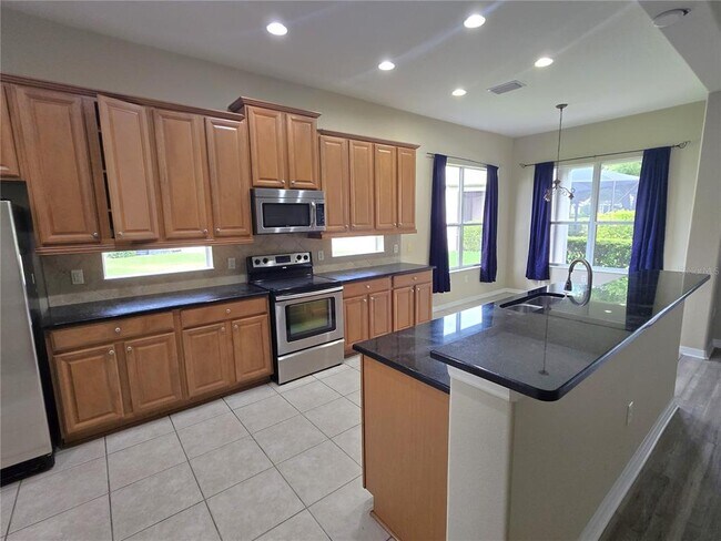 Photo - 3637 Summerwind Cir