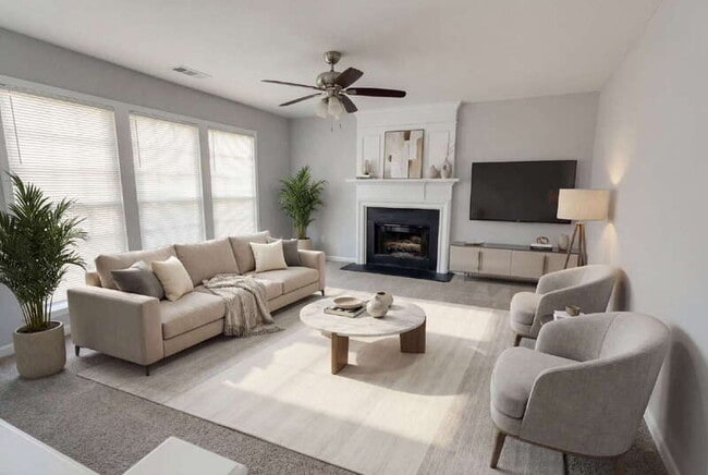 Photo - 370 Darter Run NW