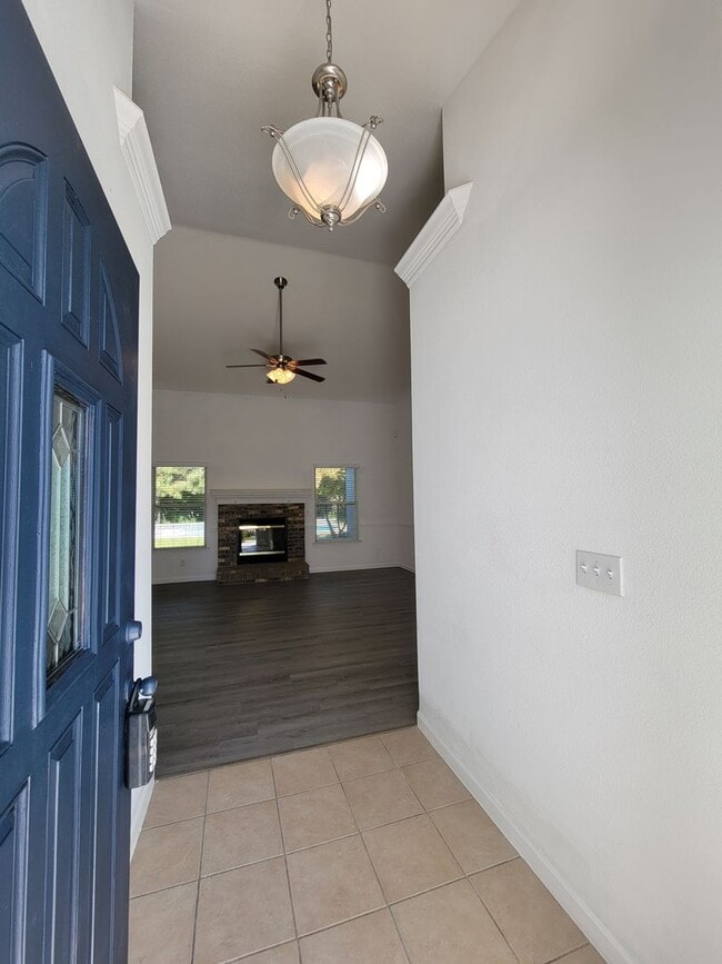 Photo - 5038 W Lark Ave