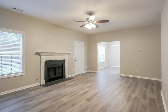 4600 Ferncrest Pl