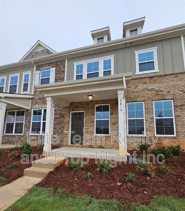 Building Photo - 5416 Kinsbridge Dr