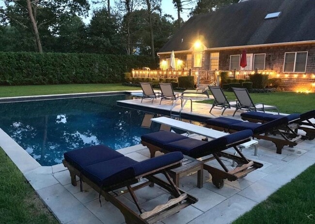 Photo - 38 Bridle Path