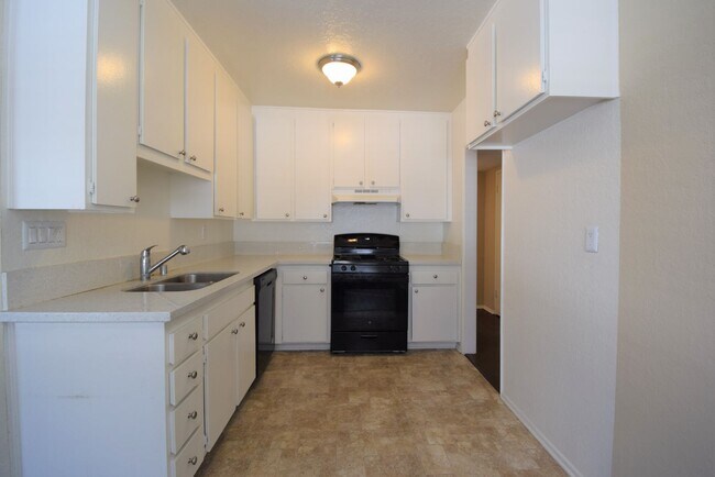 Photo - Casa Seville Apartments