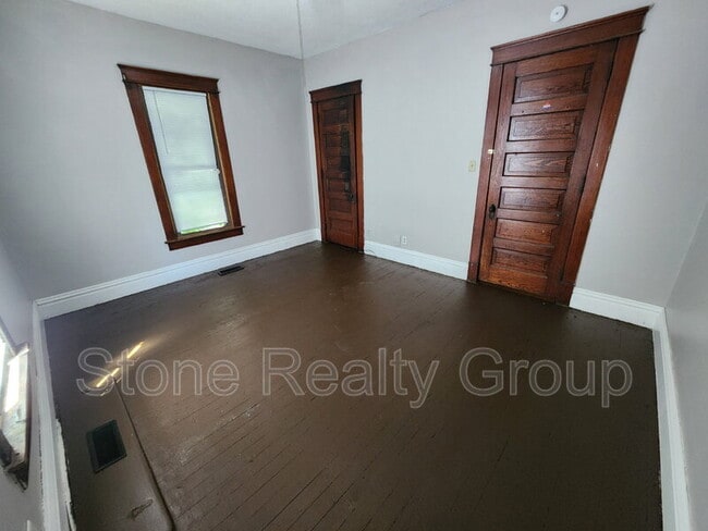 Photo - 1705 Sycamore St